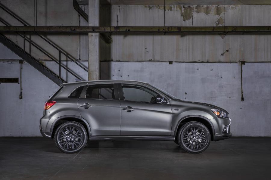  Mitsubishi Outlander Sport Limited Edition 2018 года  (фото 4 из 4)